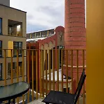 Lumina Luxury Apart Near Reymont Park Apartment *