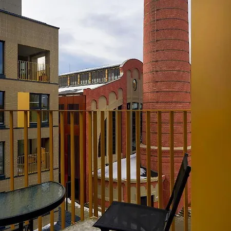 Lumina Luxury Apart Near Reymont Park Apartment *