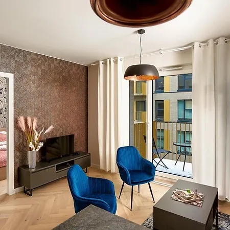 Daire Lumina Luxury Apart Near Reymont Park *